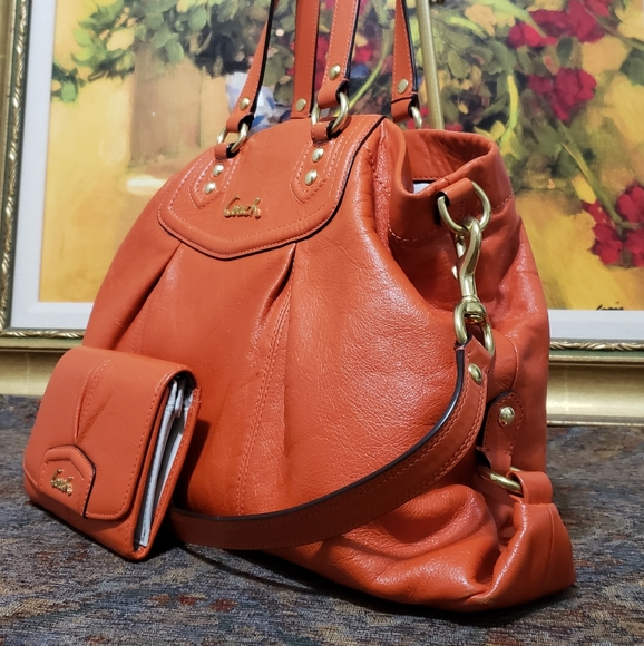 !! 2PC COACH SATCHEL & WALLET - Picture 3 of 12